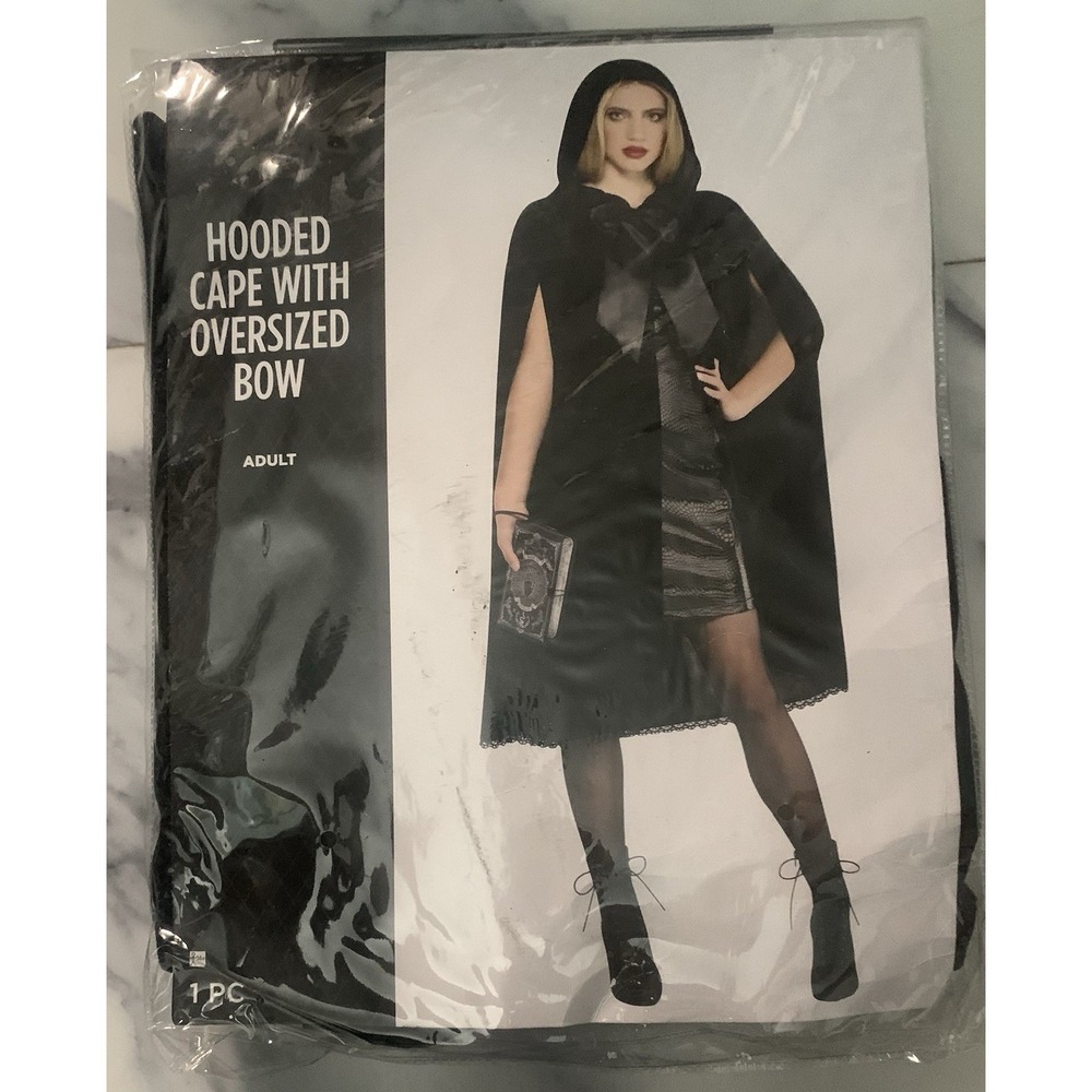 NEW Adult Hooded Cape With Oversized Bow, Spell Book (Harry Potter)Black Cosplay